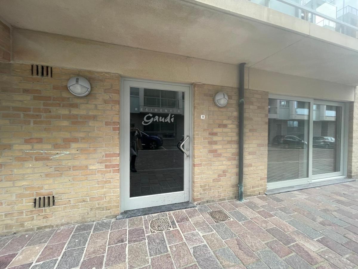 Penthousestudio Gaudi Met Zonneterras En Zicht Op Zee Apartment Nieuwpoort Exterior foto